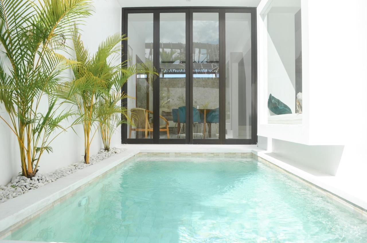 Villa Poppy Bumbak Canggu  Exterior photo