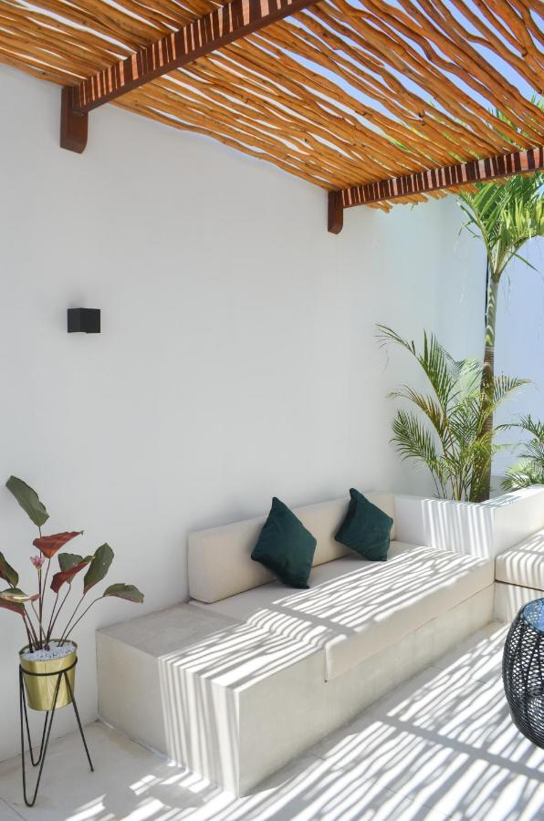 Villa Poppy Bumbak Canggu  Exterior photo